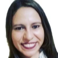 Luzia Cláudia Oliveira